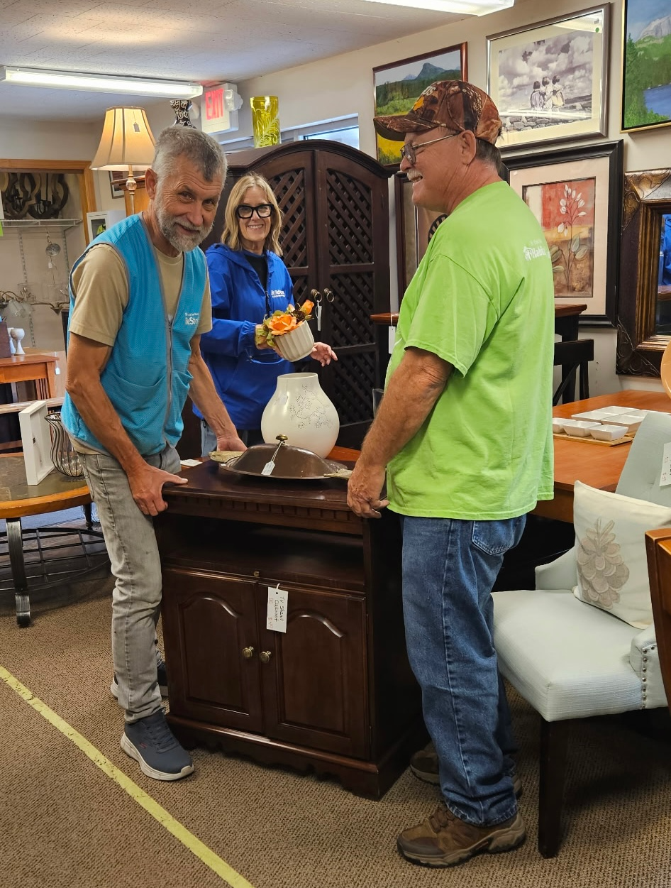 Habitat ReStore Hudson WI — gently used furniture, appliances, and building materials